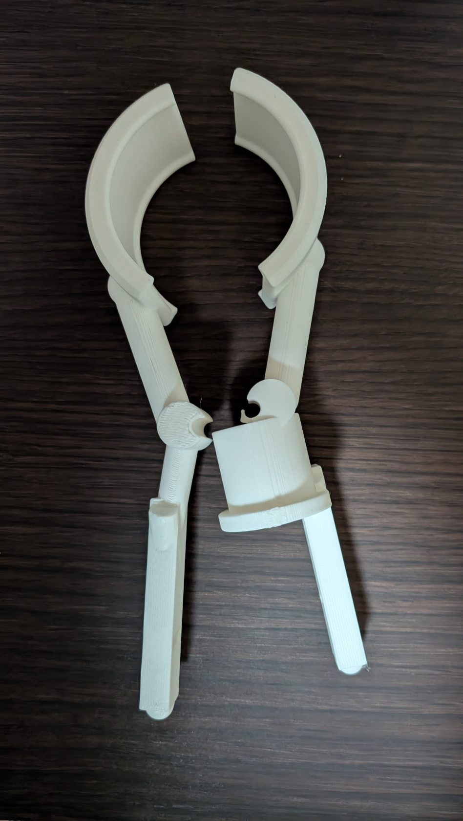 Grok Buildの設計を3Dプリントした実物